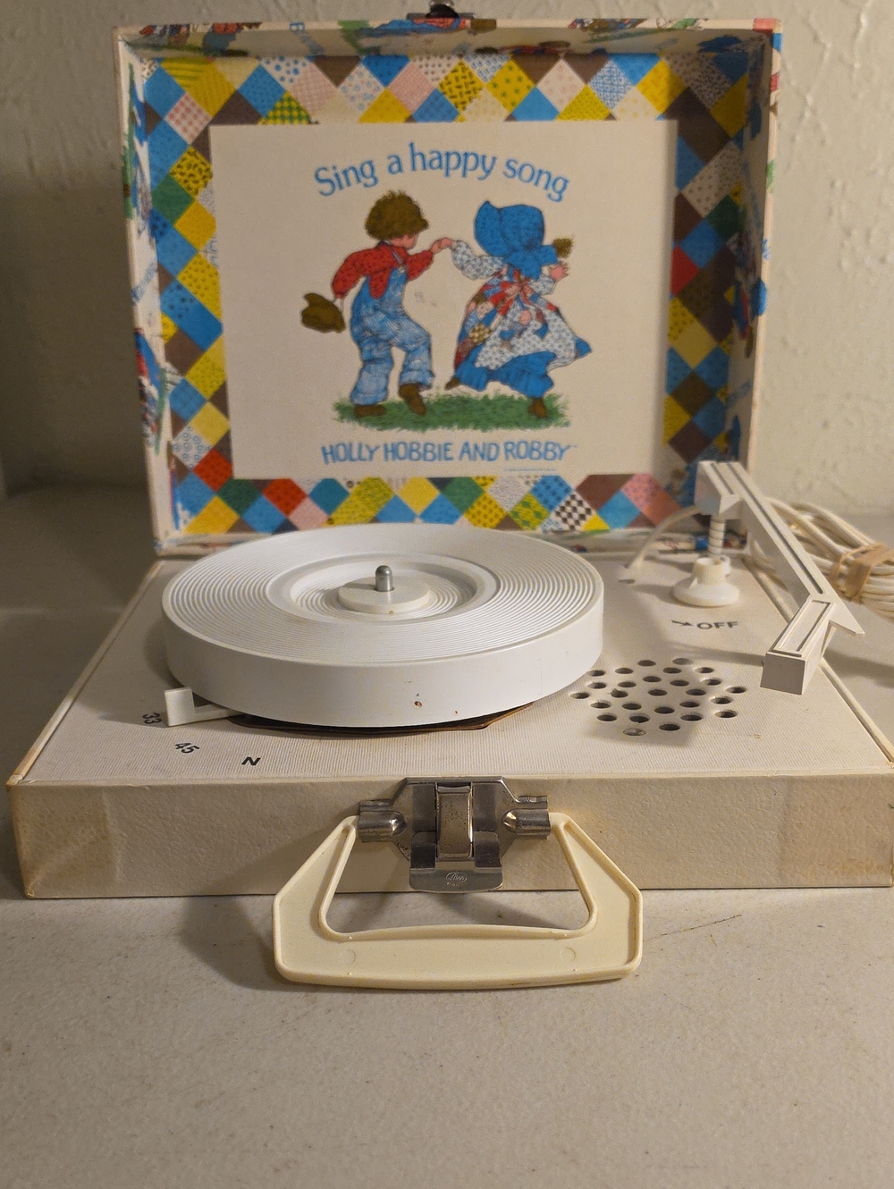 Vanity Fair SP-29 Portable Record Player in Cream & Blue Read Bio